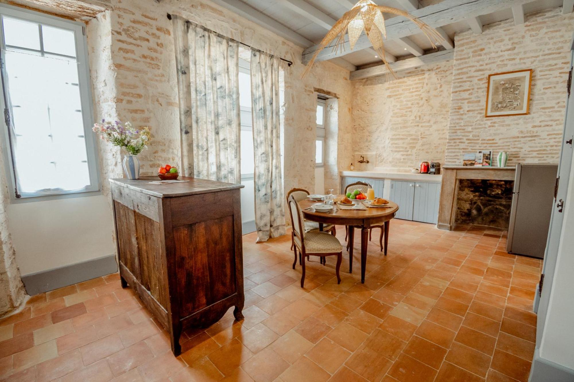 La Chambre Bleue Lauzerte Εξωτερικό φωτογραφία