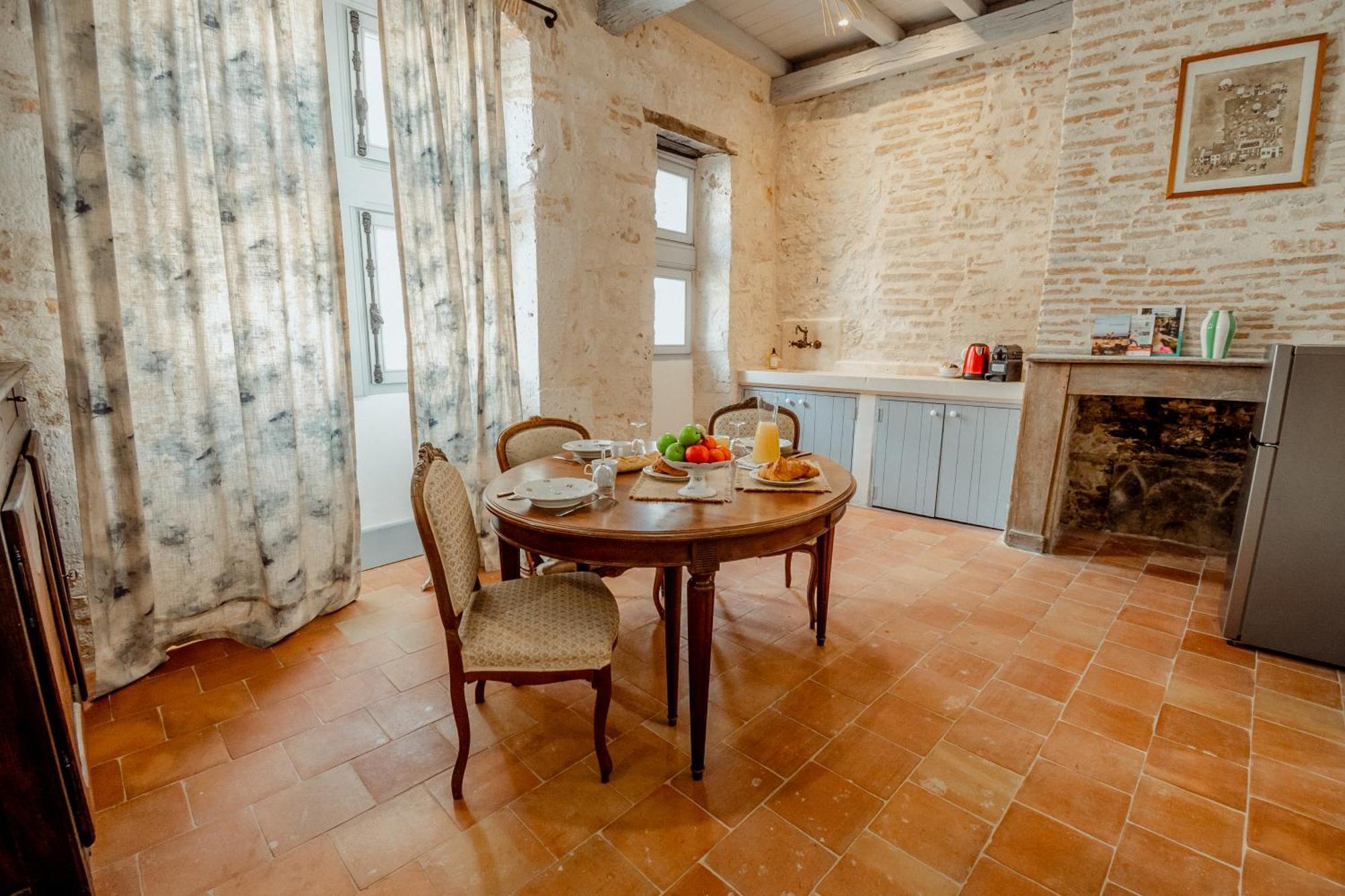 La Chambre Bleue Lauzerte Εξωτερικό φωτογραφία