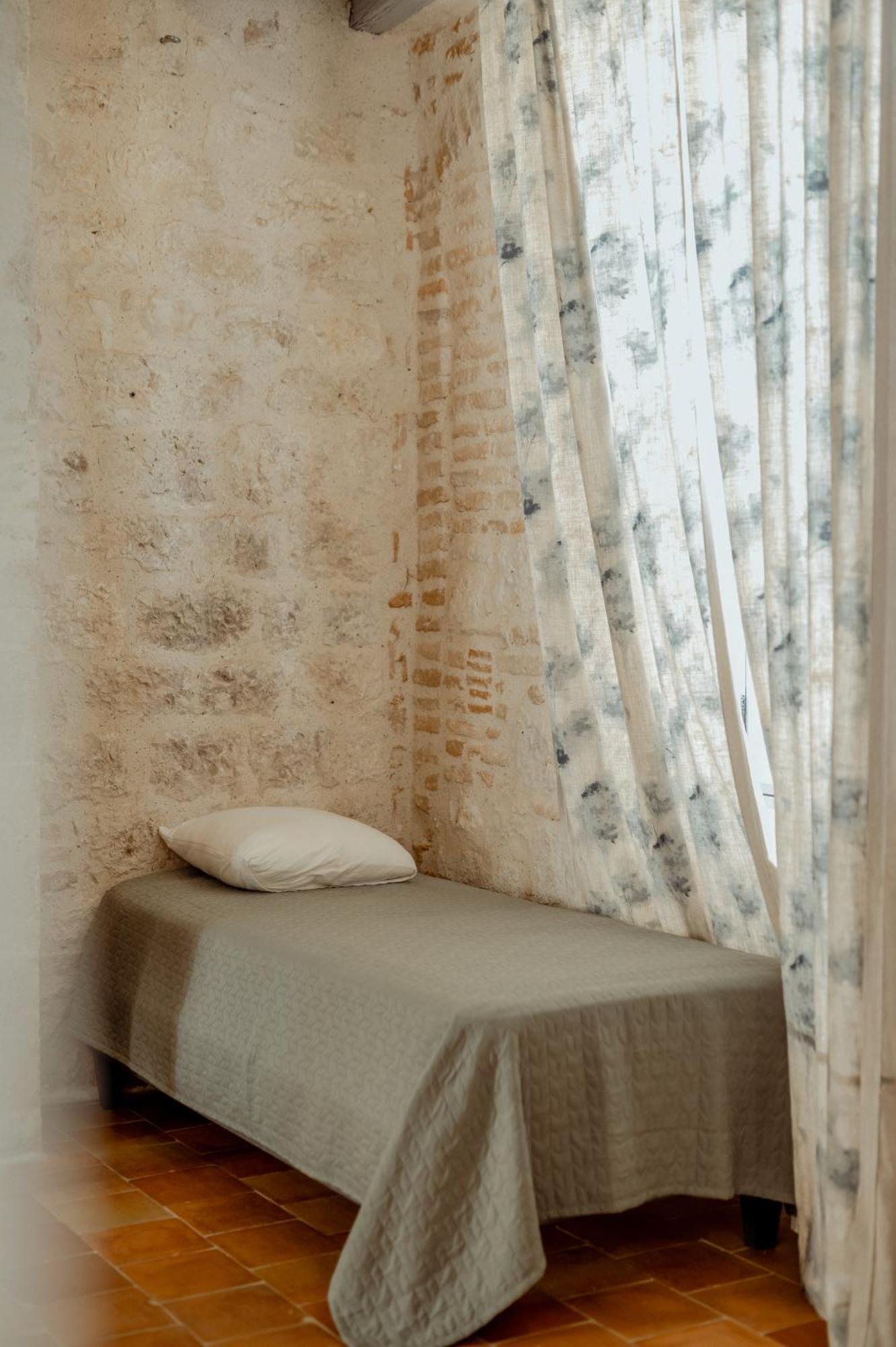 La Chambre Bleue Lauzerte Εξωτερικό φωτογραφία